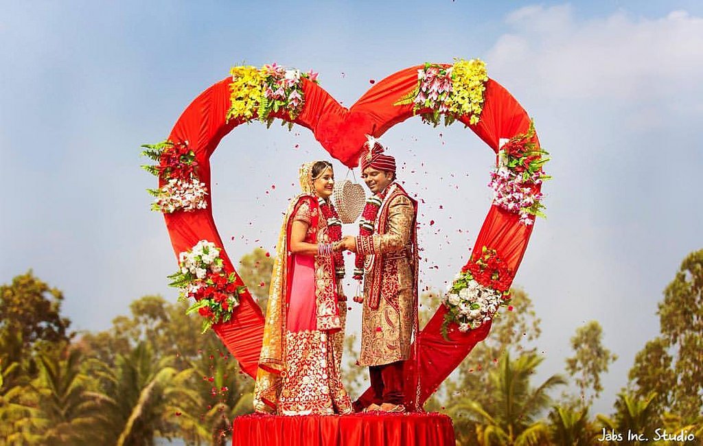 heart shape all wedding jaimala theme stage