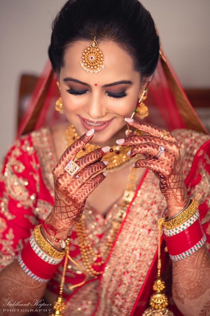 South indian bride, kannada bride, silk saree, orange saree, Red lips, Eye  makeup, Bridal hair, Indian bridal makeup, Kann… | Bridal make up, Bridal,  Wedding makeup