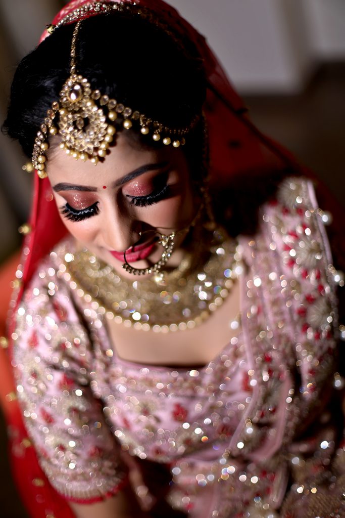 Glitter Pink Bridal Eye Makeup