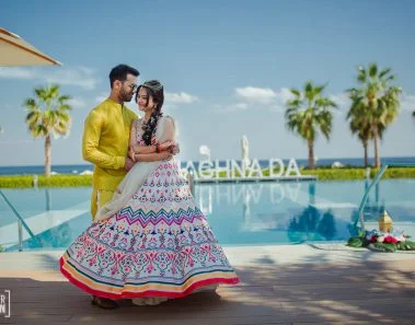  A Sumptuous Beach Wedding in Dubai with Moroccon Style Mehendi!
