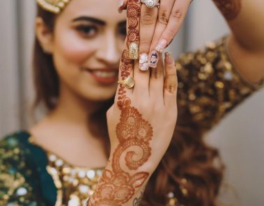 30+ Unique Bridal Nail Art Design Ideas You Just Can’t Miss!