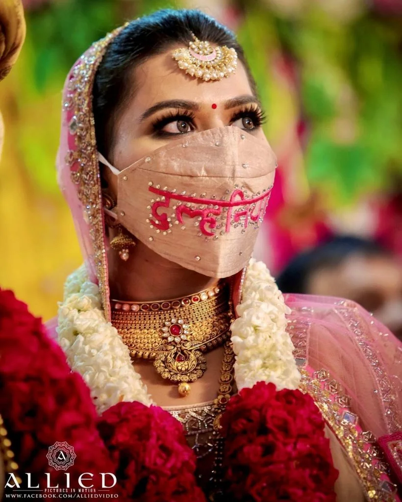 pastel pink dulhaniya text print bridal face masks