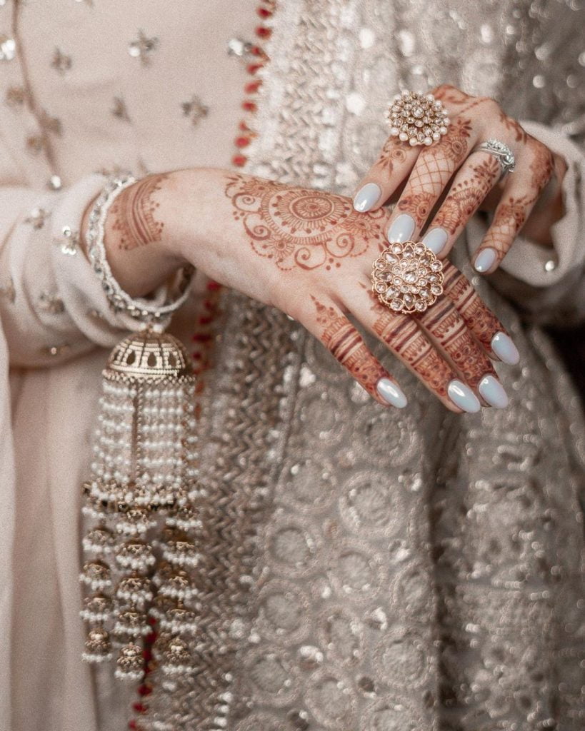 These celebrity brides will inspire wedding day manicures for every kind of  bride—from Alia Bhatt to Kiara Advani | Vogue India