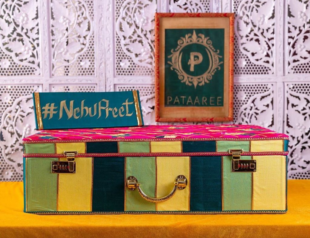striped home decor trunk for nehupreet mehendi