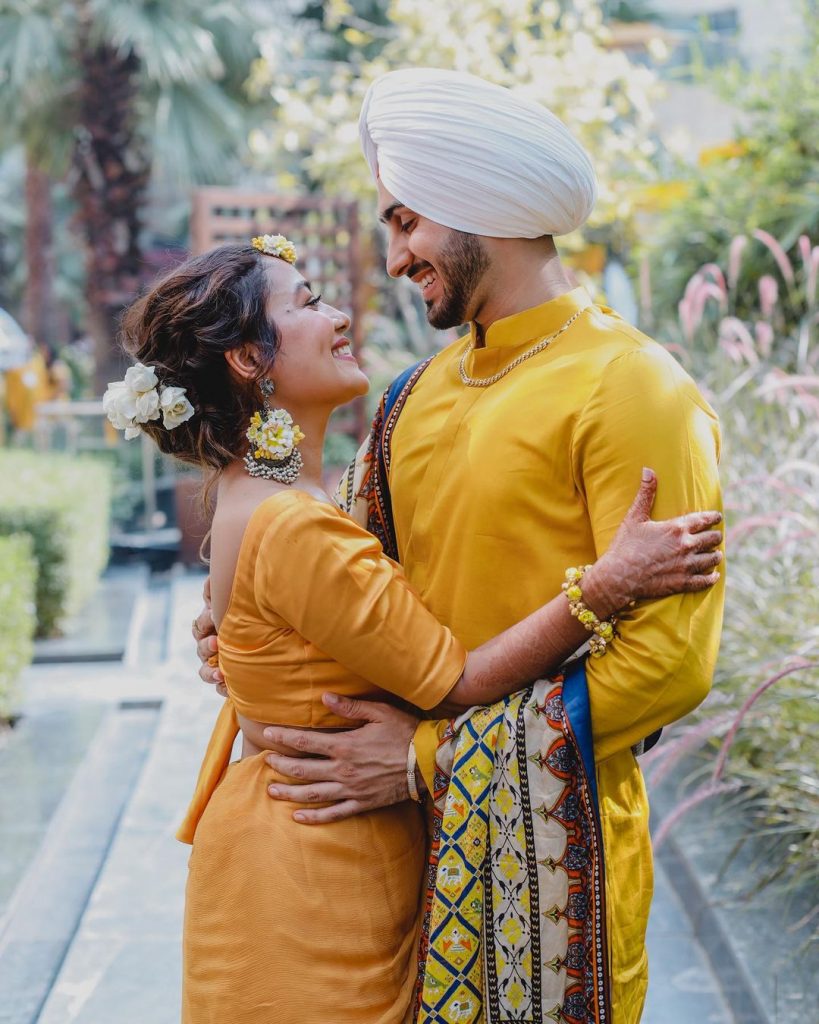 neha and rohanpreet romantic couple photography