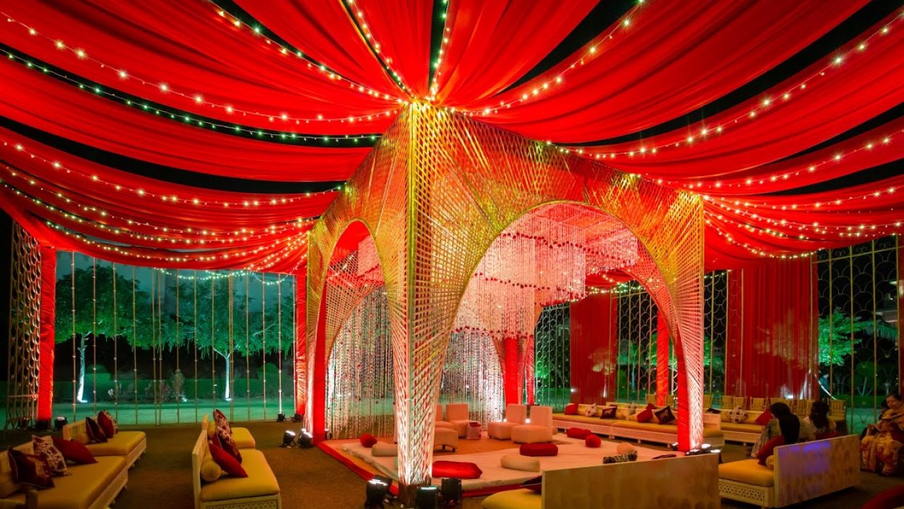 Decoration of the day - Page 3 Grand-outdoor-mandap-decoration-1280x720