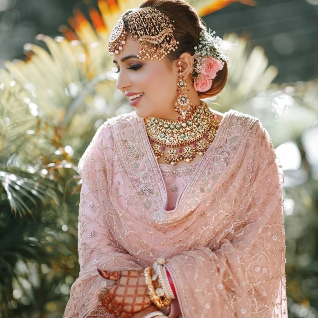 deep pink jewellery with plain pink sharara