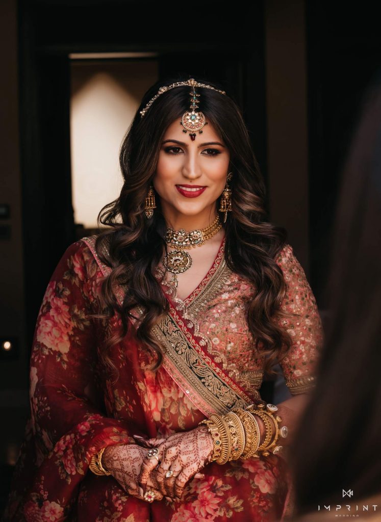 matching jewellery for maroon wedding lehenga