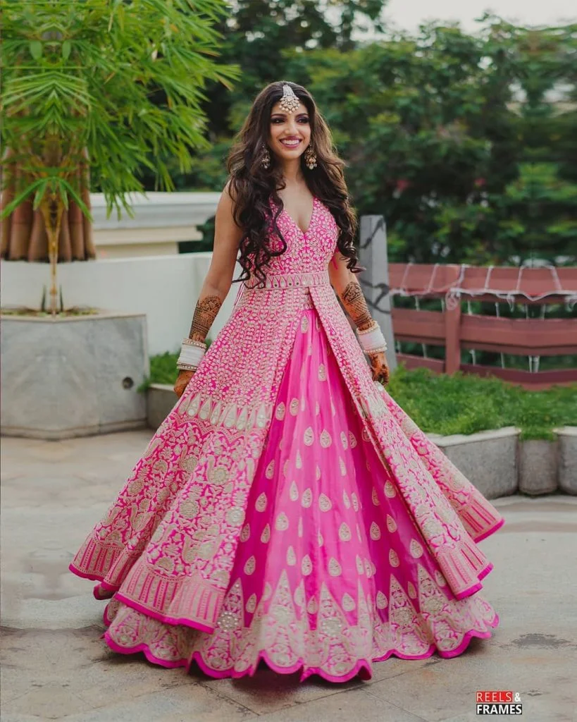 pink front open slit kurta lehenga with silver embroidery mehndi dress code for bride