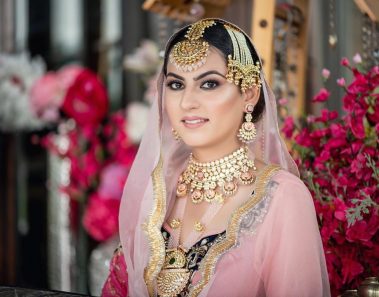 40+ Stunning Bridal Lehenga Jewellery Combinations To Match All Lehenga Types & Colors