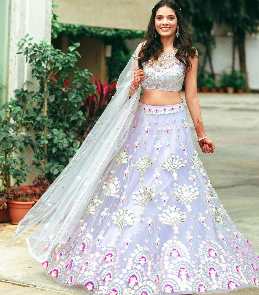 lilac net threadwork lehenga mehendi look for bridesmaid