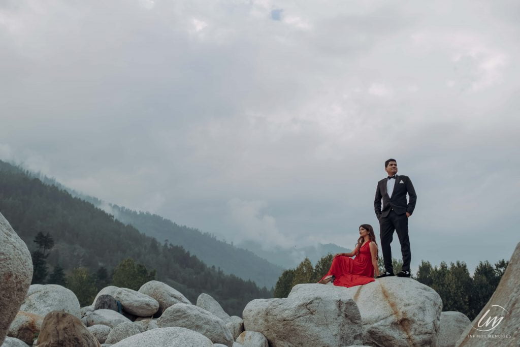 wide angle photo for pre wedding shoot