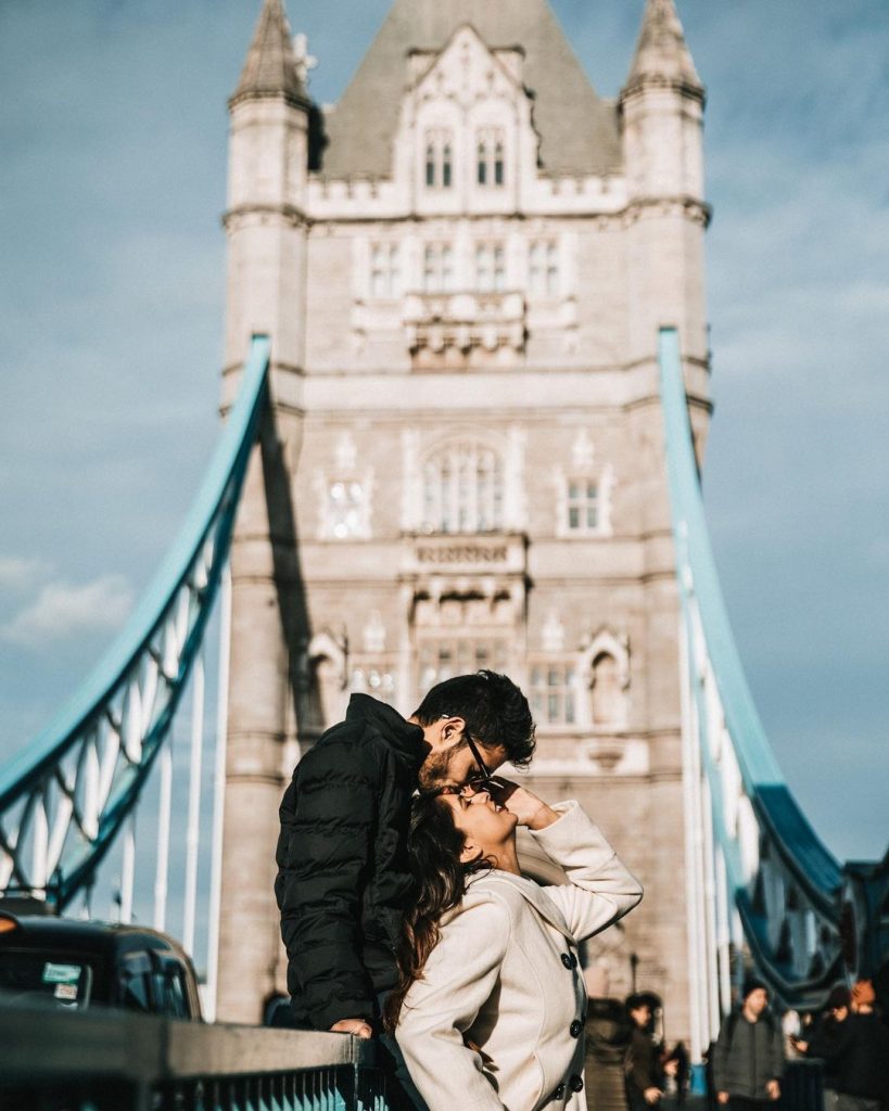 pre wedding shoot pose ideas in london