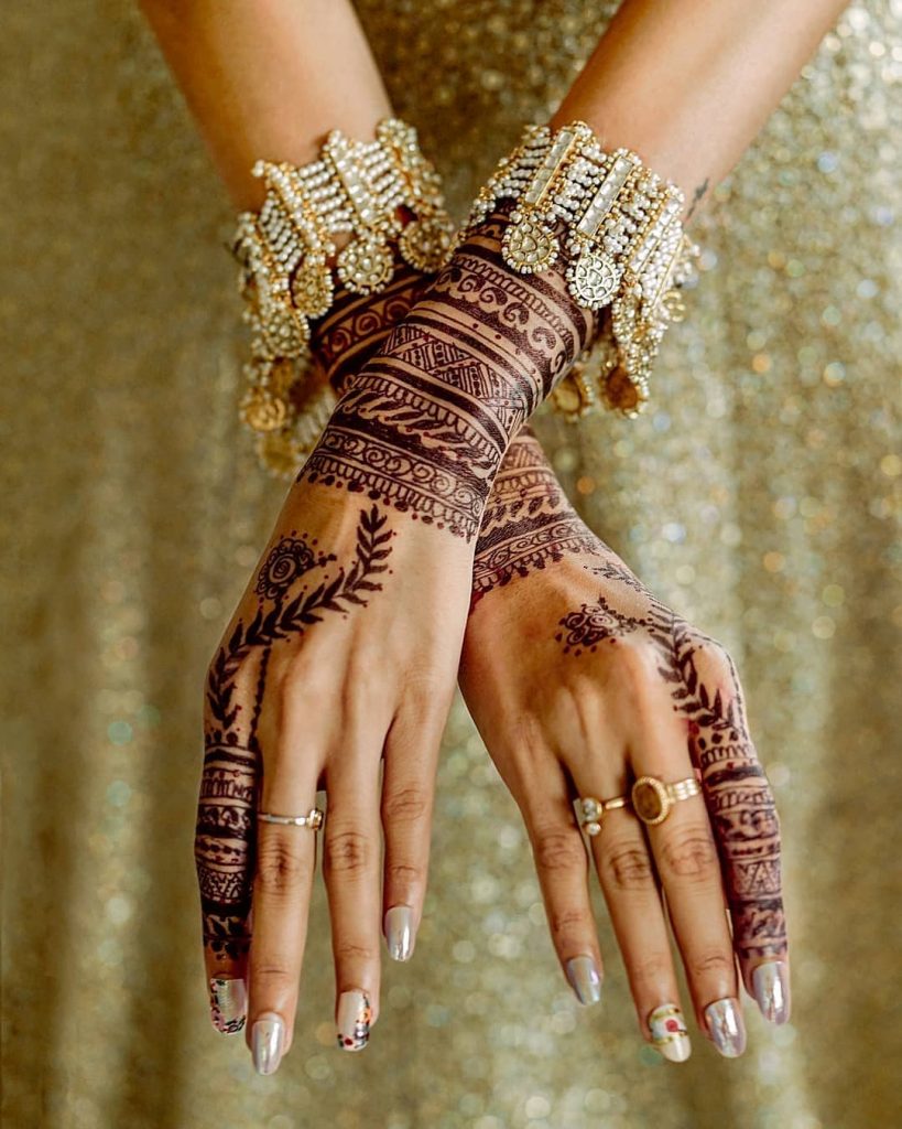 Top 10 Latest Bracelet Mehndi Designs In 2023 | Styles At Life