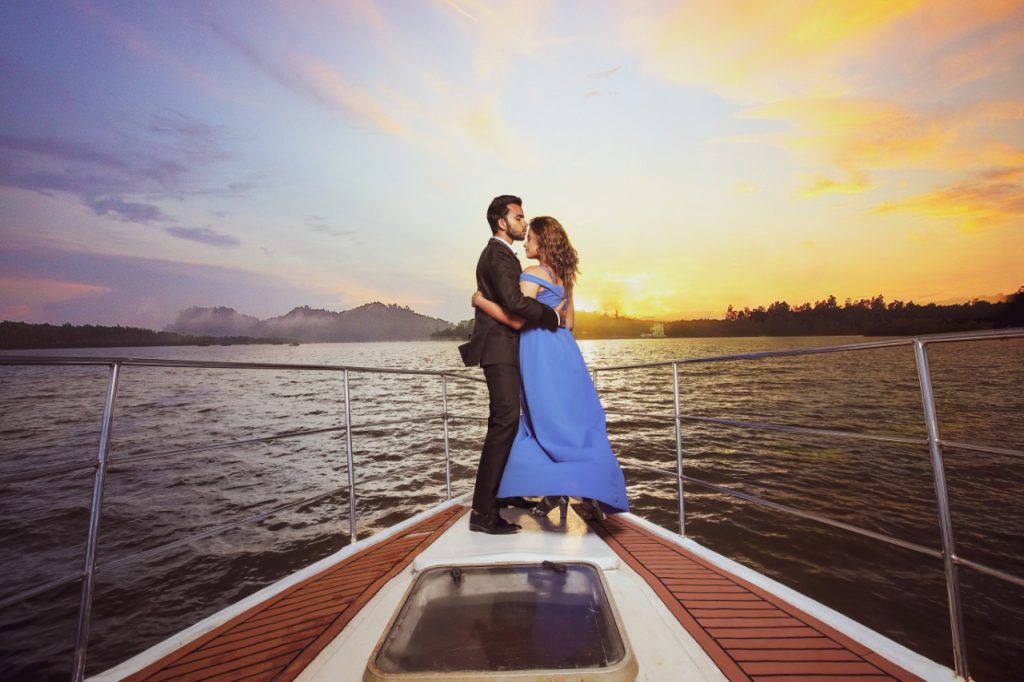 filmy style pre wedding shoot ideas