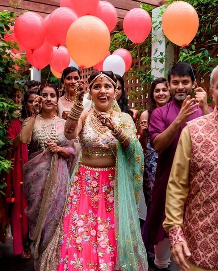 Bridal Entry Idea With Balloons