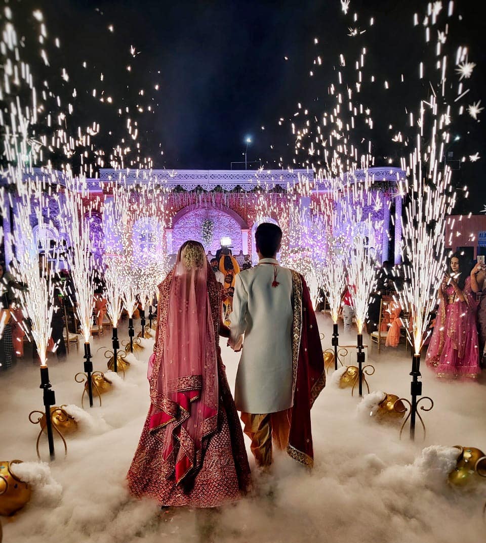 best sparkler wedding couple entry ideas