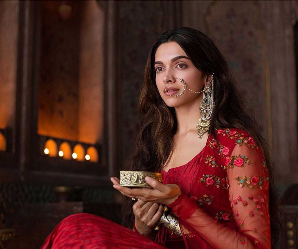 1_This-rose-embroidered-red-anarkali-from-Bajirao-Mastani-for-a-prayer-ceremony  | Mastani dress, Deepika padukone dresses, Red anarkali