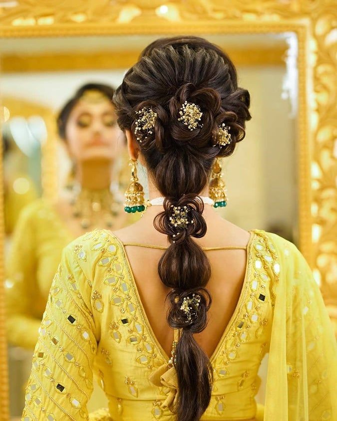 Pakistani Bridal Hairstyles For Mehndi 2023  Storycompk