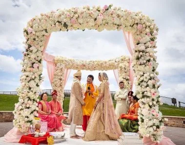  All-You-Need List Of Auspicious Hindu Marriage Date 2021!