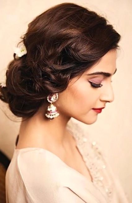 20+ Best Hairstyles For Engagement Ceremony - Wink Salon