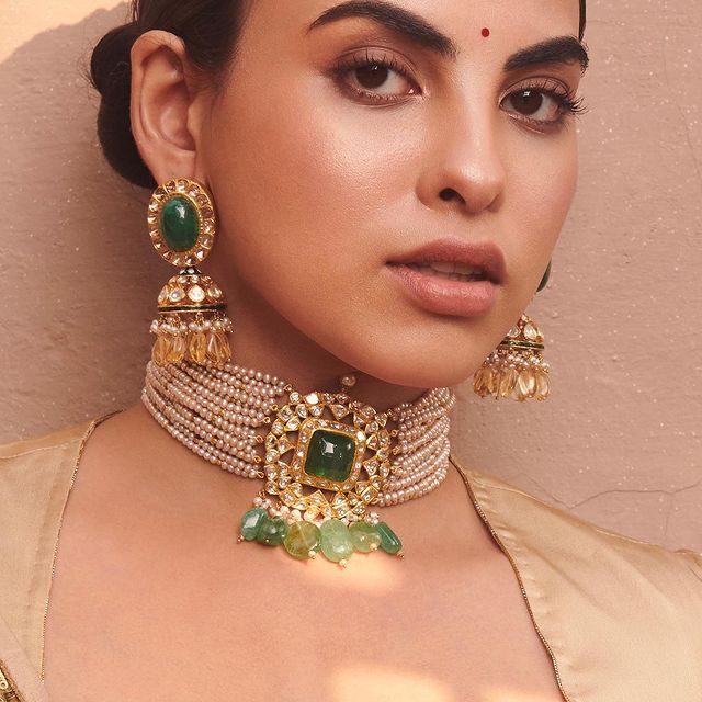 Jadau emerald and pearl stranded indian bridal jewellery