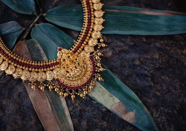 temple jewellery for weddings