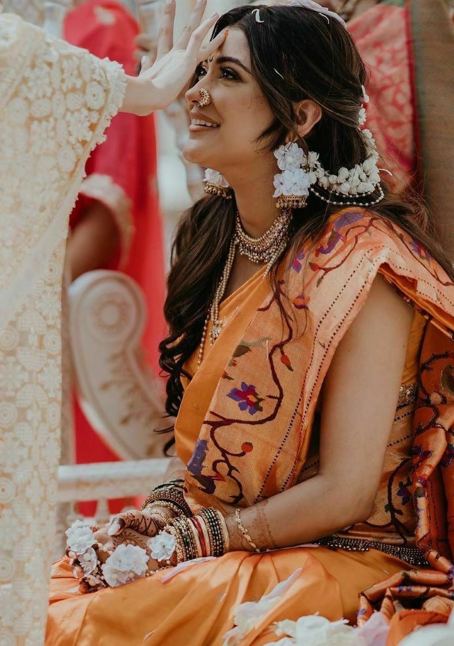 Haldi photoshoot poses and haldi pics ideas for solo bride