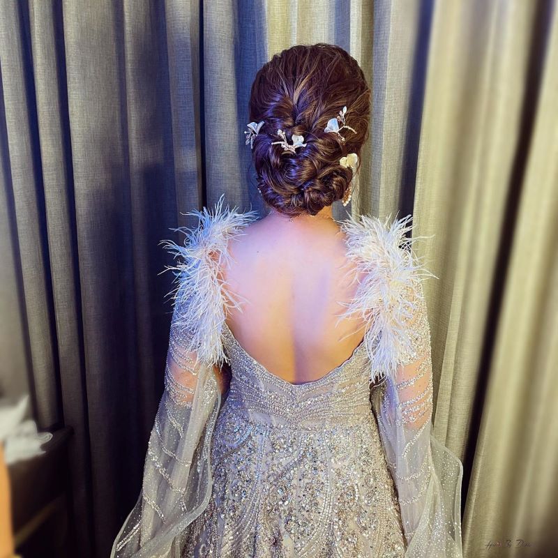 30+ Easy & Best Indian Hairstyles for Gown for all Hair Types & Events 30+ Easy & Best Indian Hairstyles for Gown for all Hair Types & Events