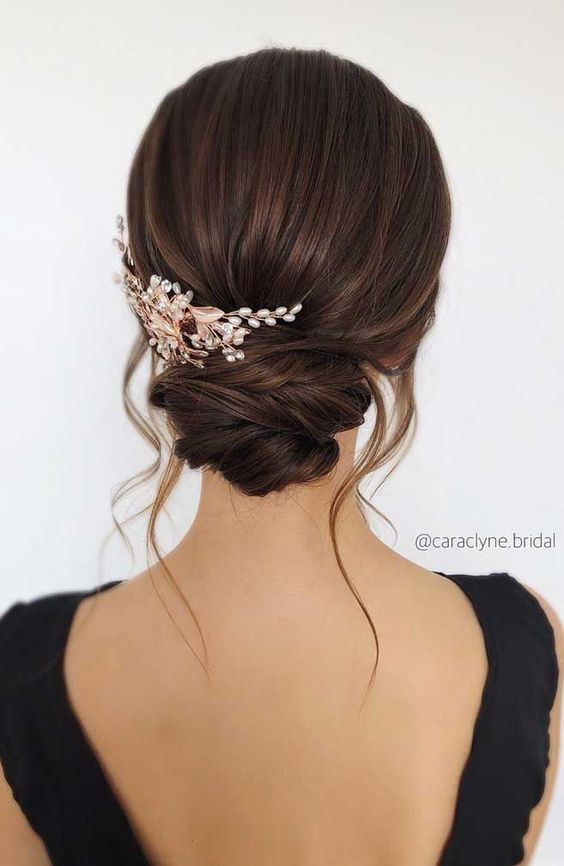 20 Easy and Perfect Updo Hairstyles for Weddings - EWI