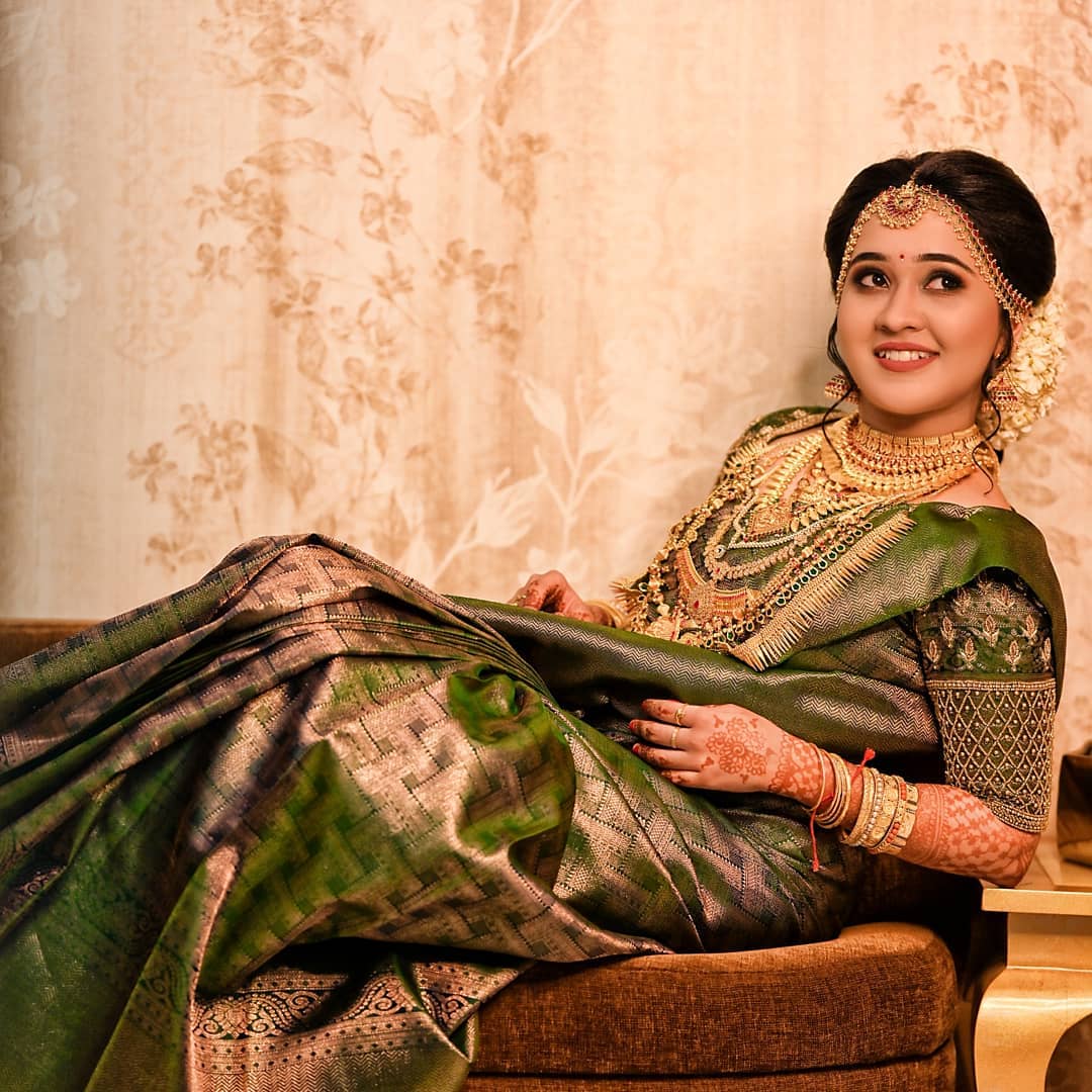 Green kanjeevaram south Indian bridal saree - best south Indian look