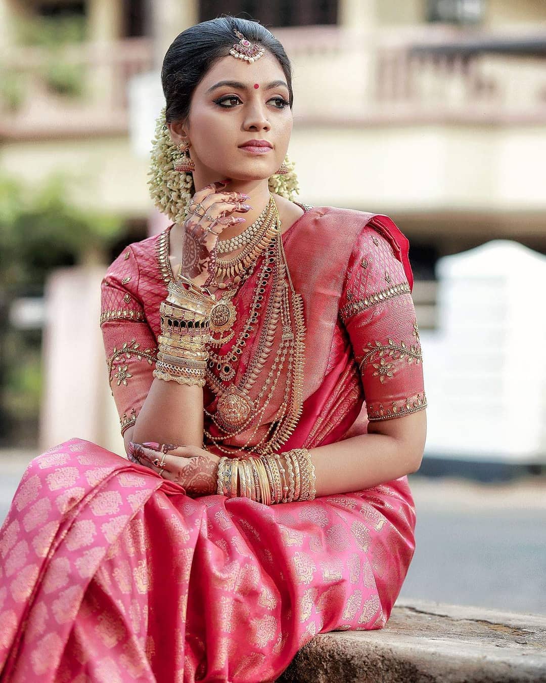 south bride in pink kanjeevaram pattu sari