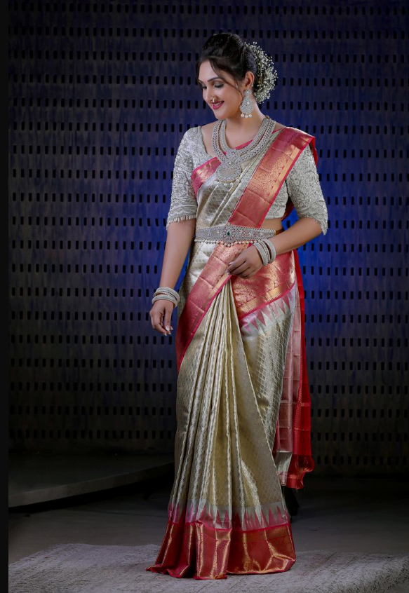 Off-white/ silver Kanjeevaram south Indian bridal saree - best South Indian look