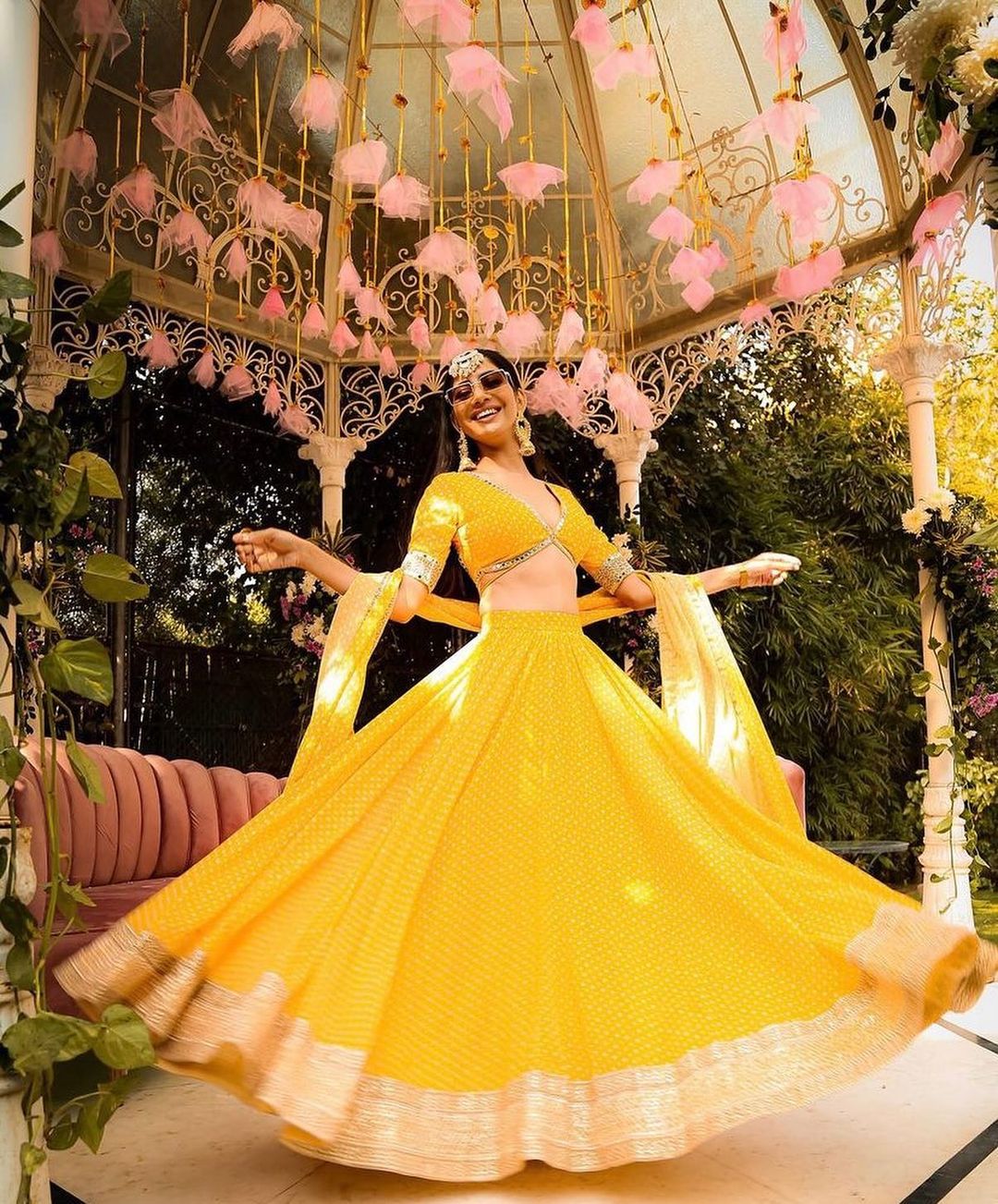 simple look for bride for haldi ceremony in yellow lehenga choli