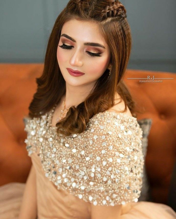 Pakistani-best-engagement-makeup-look-in-gown-engagement-makeup-images- engagement-makeup-for-bride | WedAbout