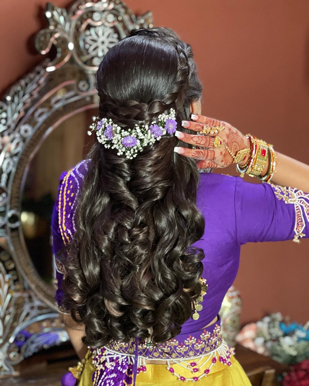 South Indian bridal hairstyle - hairstyle on saree for wedding 