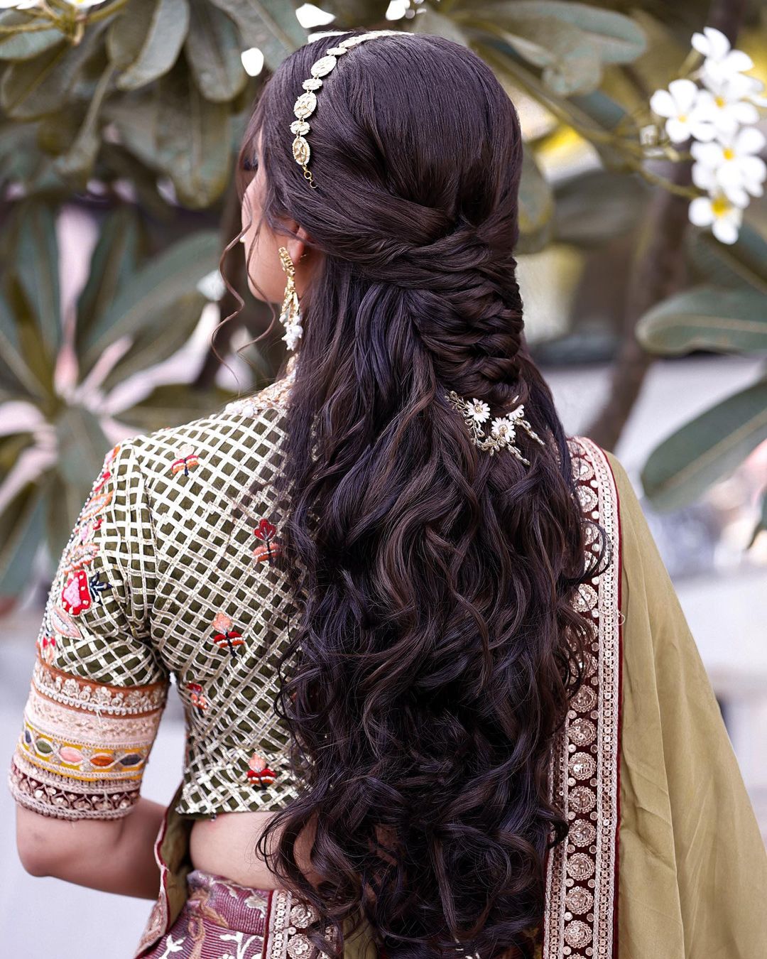 open hairstyle for long hair with puff  Lehenga hairstyles Long hair  styles Saree hairstyles