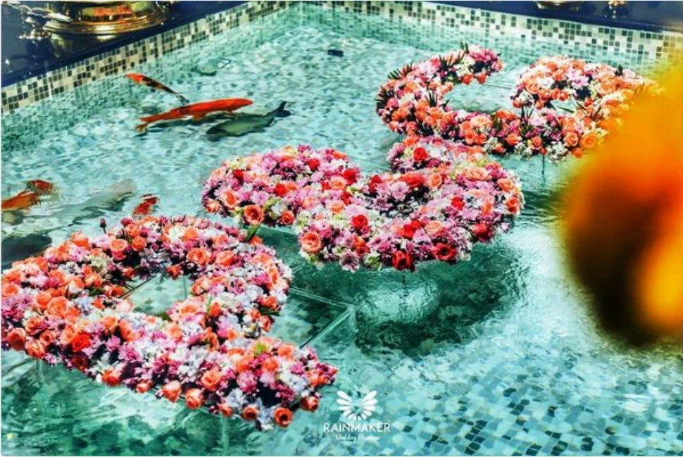 flower couple initials pool decor