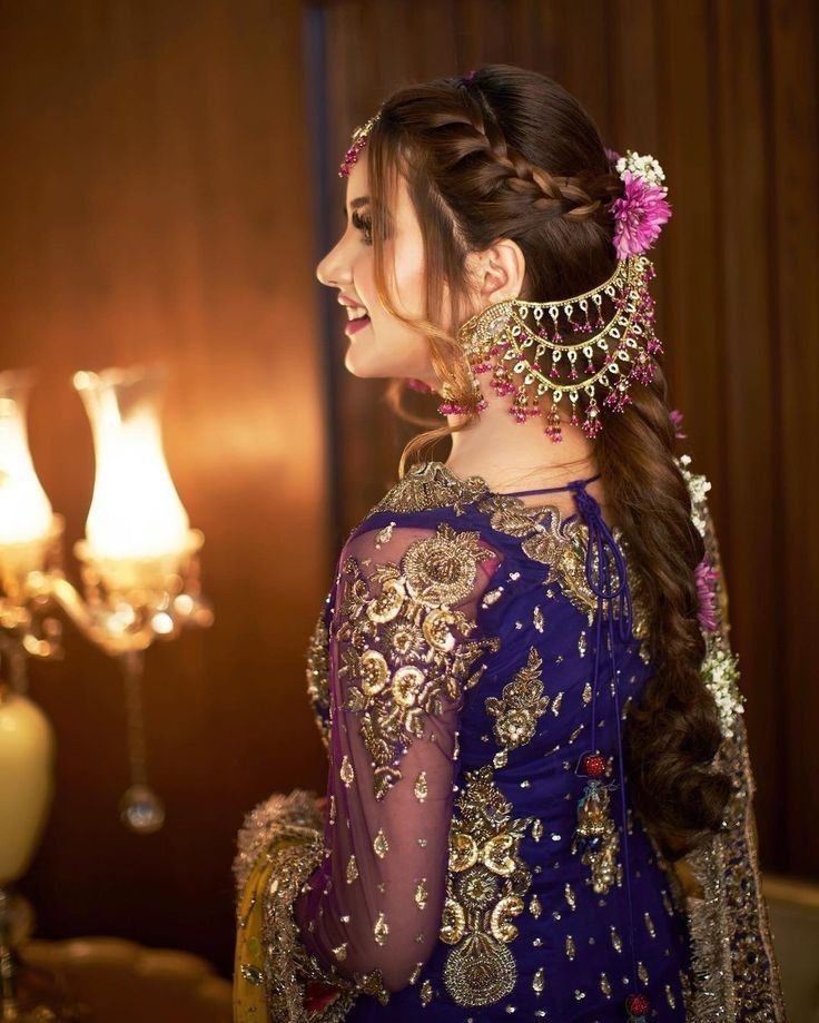 simple choti braid hairstyle for bride