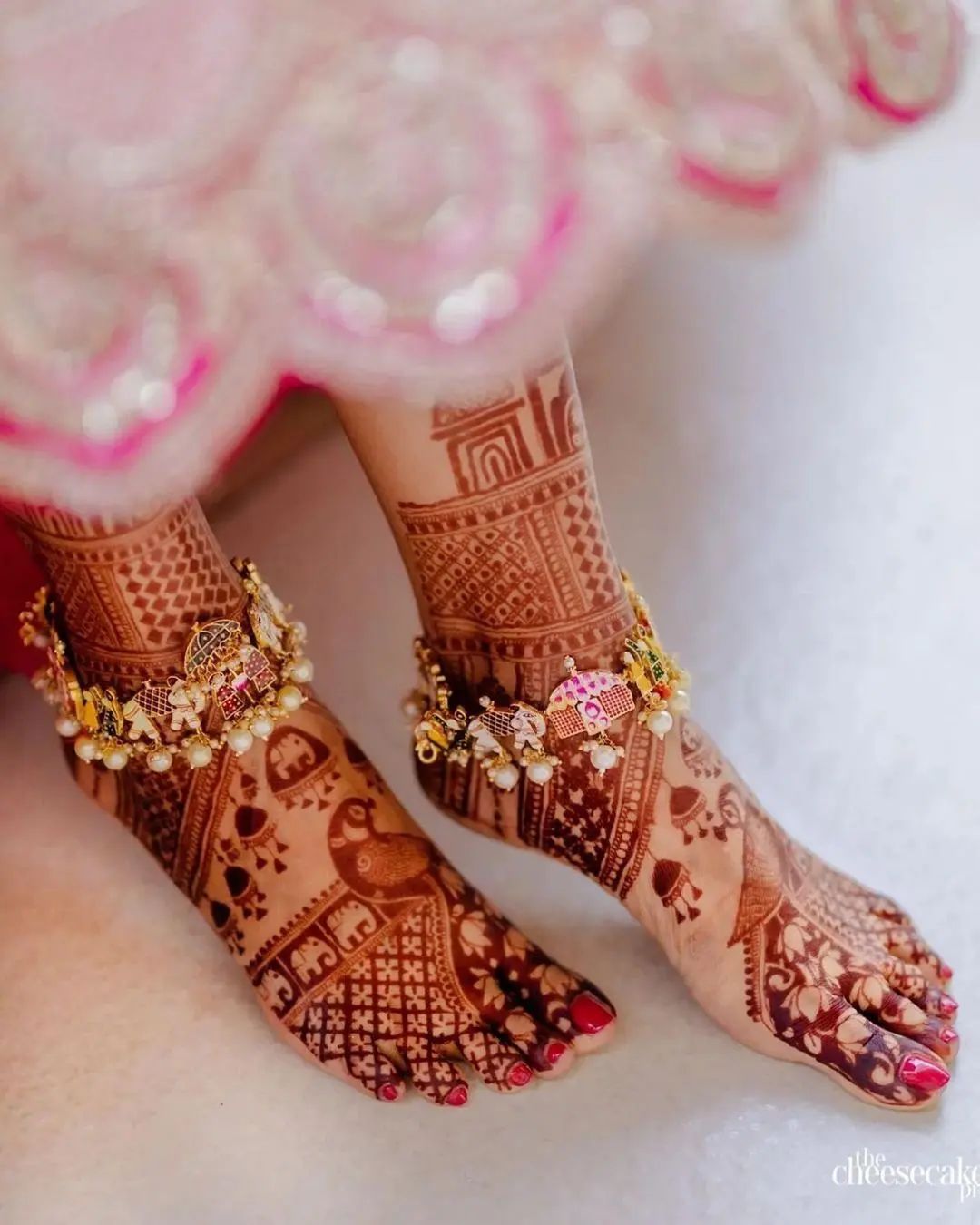 bridal mehndi feet photoshoot
