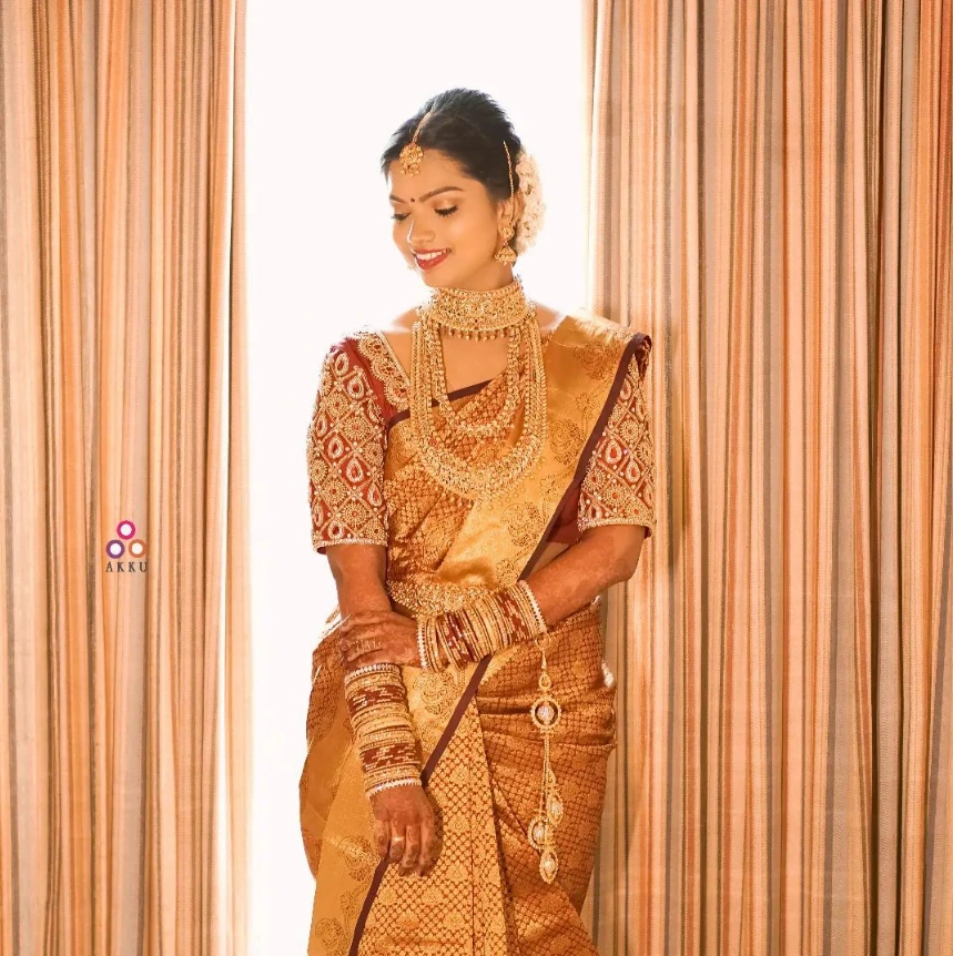 south indian wedding look in golden kanjeevaram silk saree