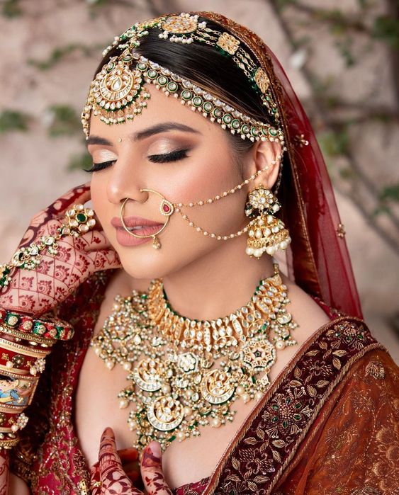 bridal crescent headband maang tikka with kundan and tiny pearls