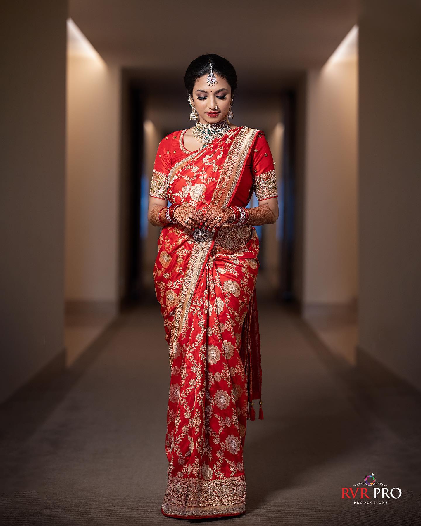 golden and red kanjivaram silk saree for wedding 