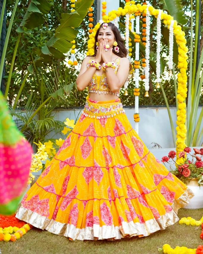 Buy Haldi Dress For Bride - Evilato Online Shopping