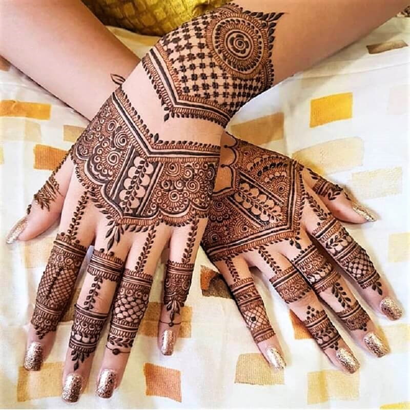 easy back side mehndi for bridesmaids