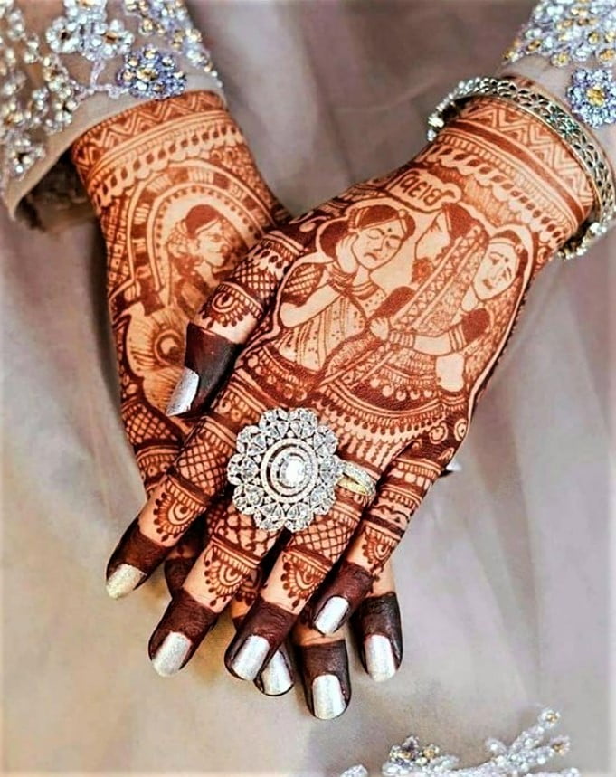 bride bidaai scene mehndi design for back hands