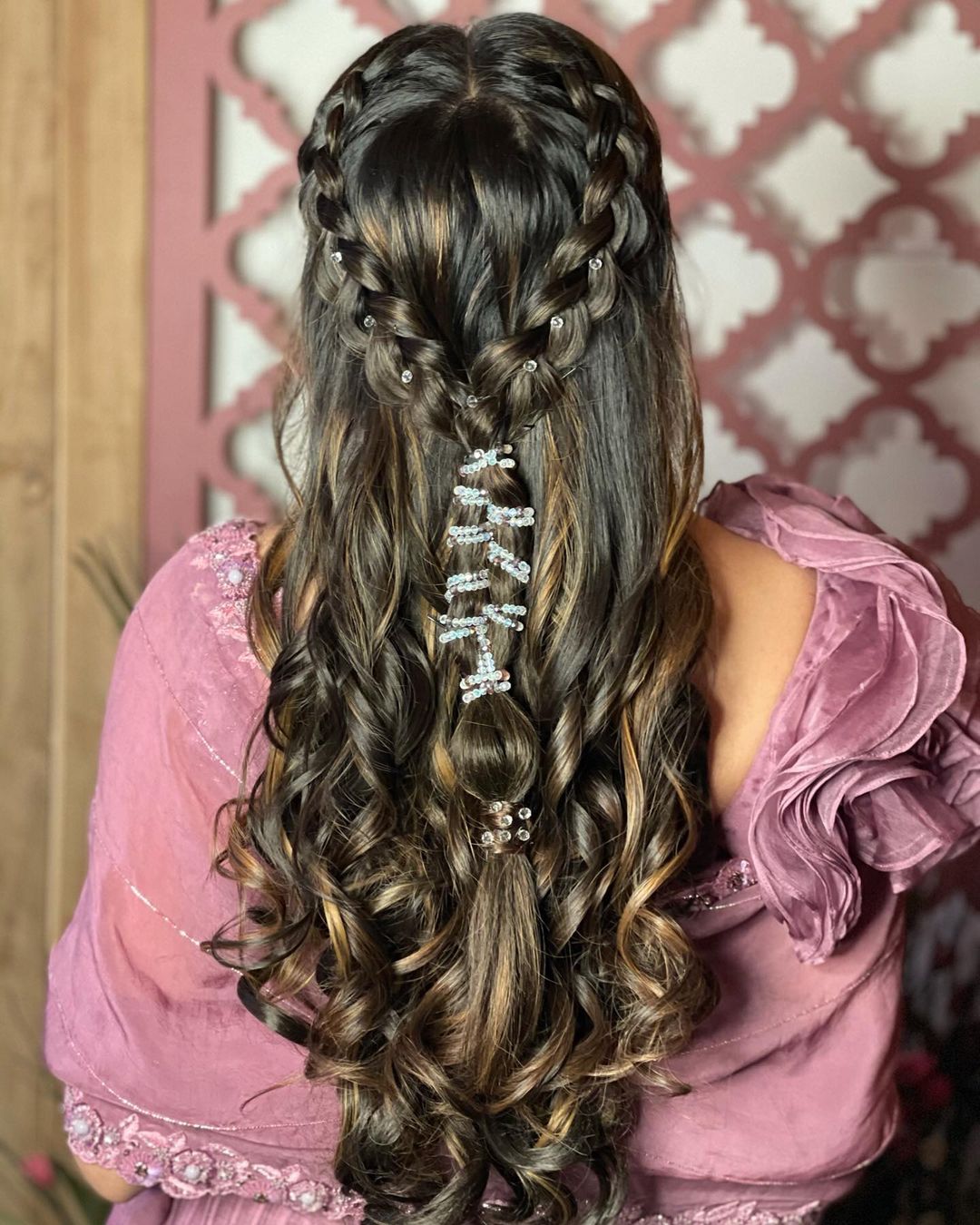 unique and modern bridal hairstyle for lehenga