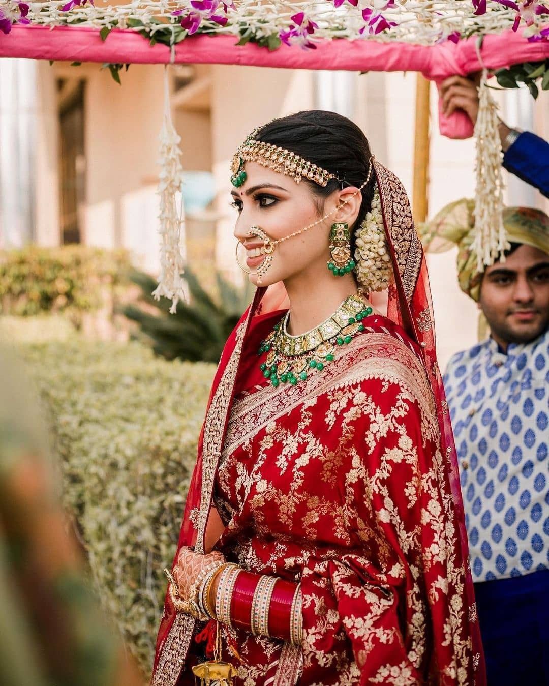 Buy Handloom Silk Red Banarasi Bridal Saree with Contrast Green Blouse –  Sunasa
