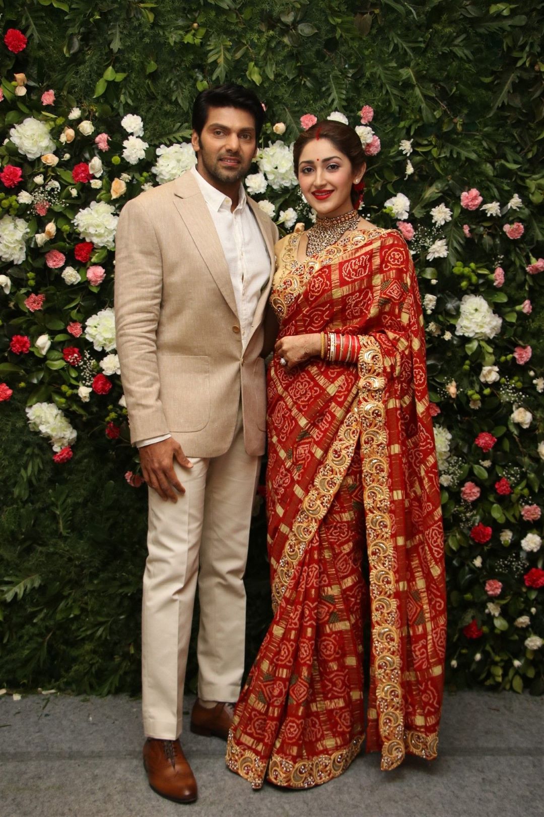 red and golden bandhani print saree for reception