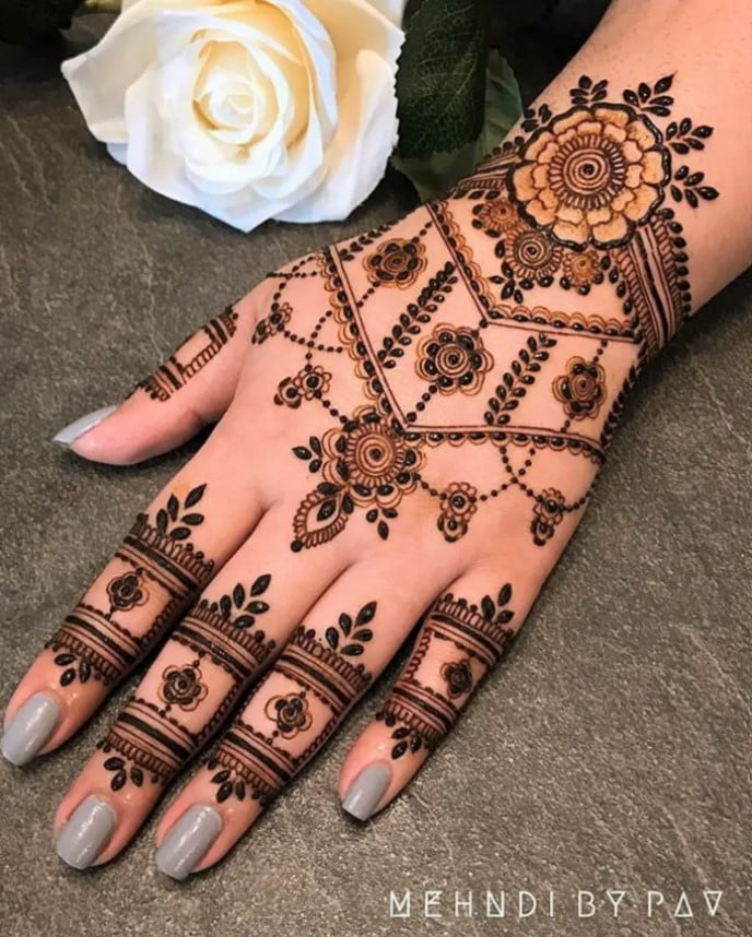 beautiful rose flower back arabic mehndi design for bridesmaid
